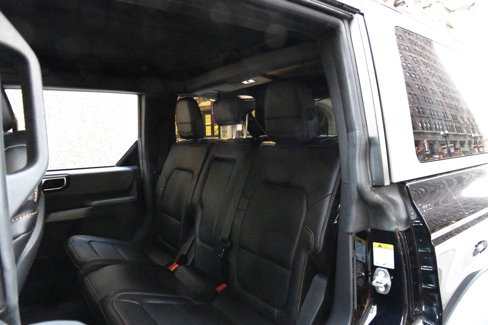 Used 2023 Ford Bronco Badlands image 11