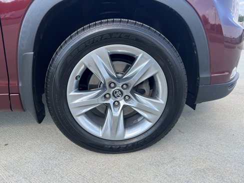 Used 2016 Toyota Highlander Limited image 13