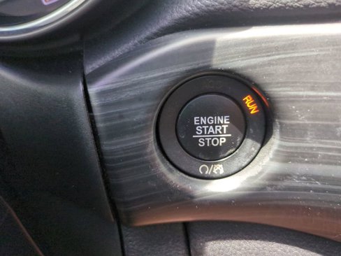 Used 2020 Jeep Grand Cherokee Altitude image 29