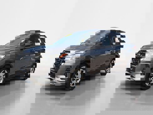 Used 2021 Nissan Kicks S image 7
