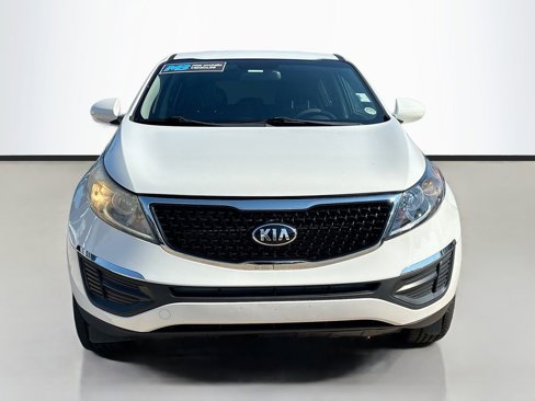 Used 2015 Kia Sportage LX image 2