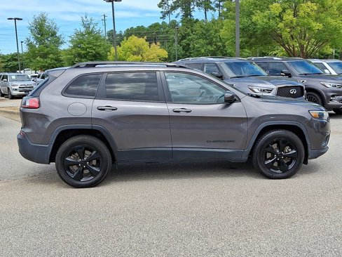 Used 2020 Jeep Cherokee Latitude Plus image 7