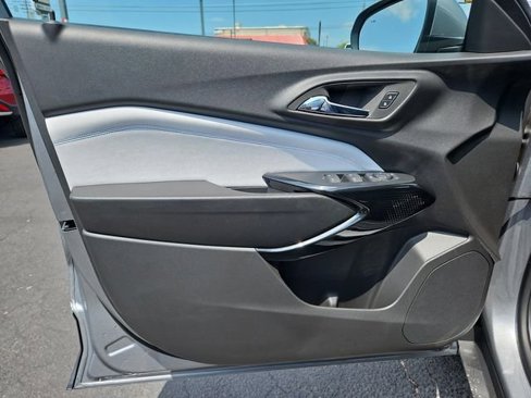 New 2025 Chevrolet Trax LT w/ Driver Confidence Package image 18