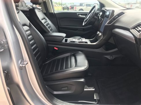 Used 2021 Ford Edge SEL w/ Convenience Package image 16