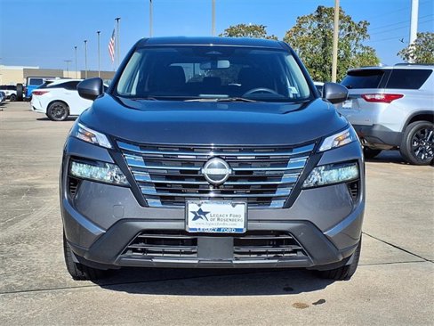 Used 2024 Nissan Rogue SV image 26