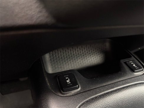Used 2020 Toyota Corolla LE image 15