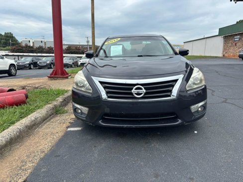 Used 2015 Nissan Altima 2.5 SV w/ Convenience Package image 2