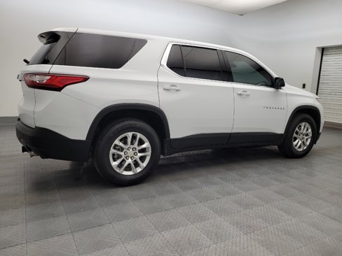 Used 2020 Chevrolet Traverse LS image 10