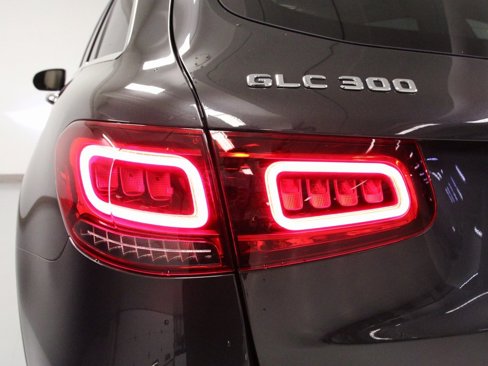 Certified 2021 Mercedes-Benz GLC 300 4MATIC image 11