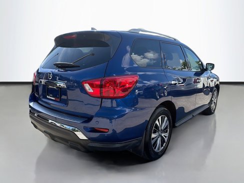 Used 2020 Nissan Pathfinder S image 8