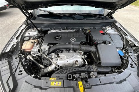 Used 2021 Mercedes-Benz GLB 250 image 29