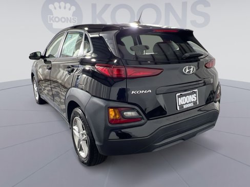 Used 2021 Hyundai Kona SE image 4