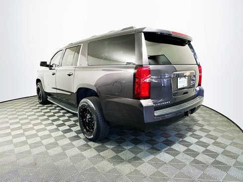 Used 2015 Chevrolet Suburban LT image 6