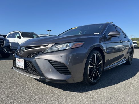Used 2018 Toyota Camry XSE image 2