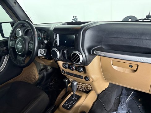 Used 2015 Jeep Wrangler Sahara w/ Connectivity Group image 28