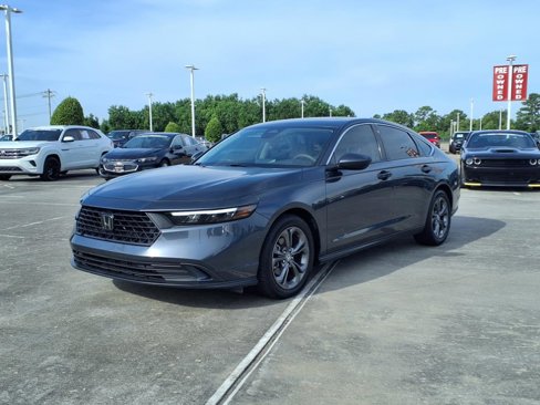Used 2023 Honda Accord EX image 5