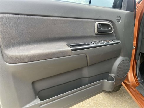 Used 2005 Chevrolet Colorado LS image 12