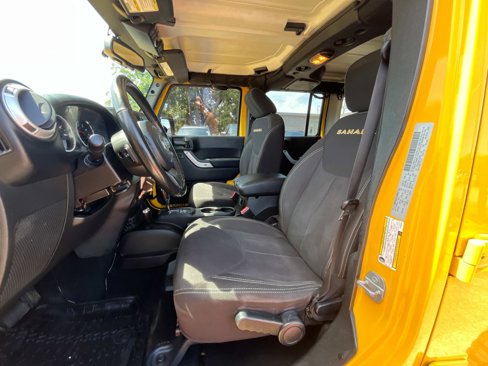 Used 2015 Jeep Wrangler Unlimited Sahara w/ Connectivity Group image 11