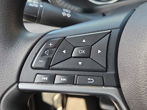 Used 2023 Nissan Sentra SV image 21