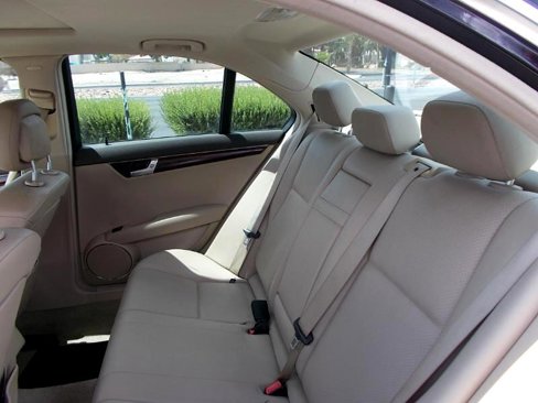 Used 2011 Mercedes-Benz C 300 Luxury image 24