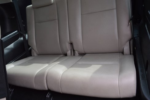 Used 2011 MAZDA CX-9 Grand Touring w/ Moonroof & Bose Audio Pkg image 21