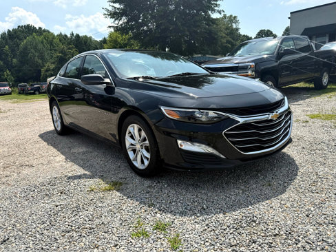 Used 2019 Chevrolet Malibu LT image 3