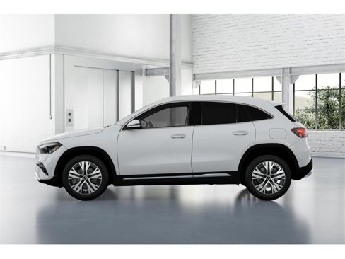 New 2025 Mercedes-Benz GLA 250 image 34