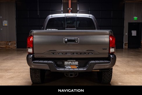 Used 2019 Toyota Tacoma TRD Sport image 7