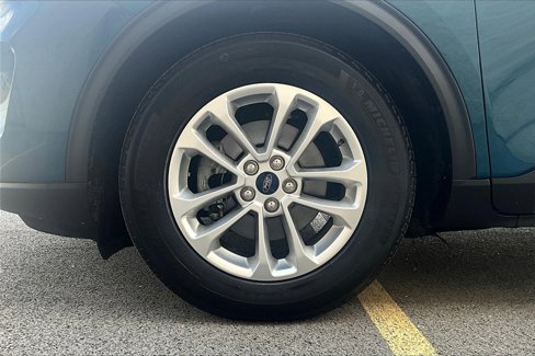 Used 2020 Ford Escape SE image 9