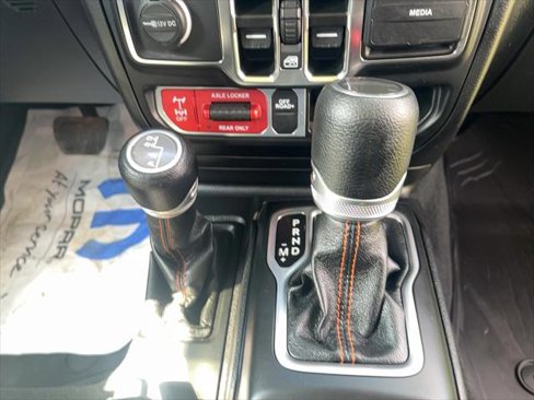 Certified 2021 Jeep Gladiator Mojave image 18