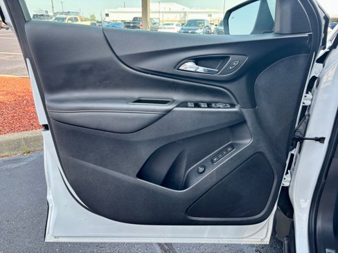 Used 2022 Chevrolet Equinox Premier image 12