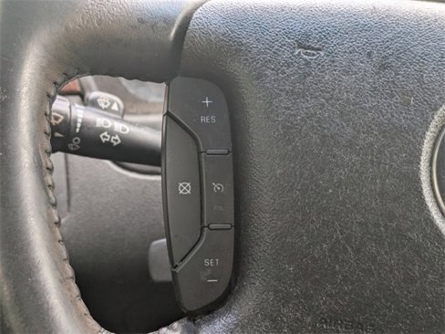 Used 2010 Chevrolet Impala LT image 22