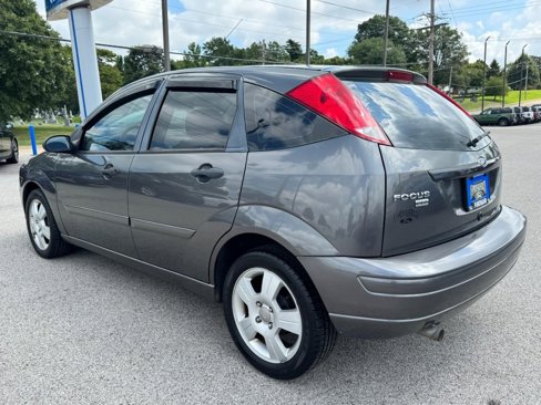 Used 2007 Ford Focus ZX5 Hatchback image 5