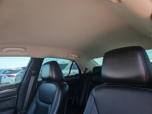 Used 2022 Chrysler 300 Touring L image 20