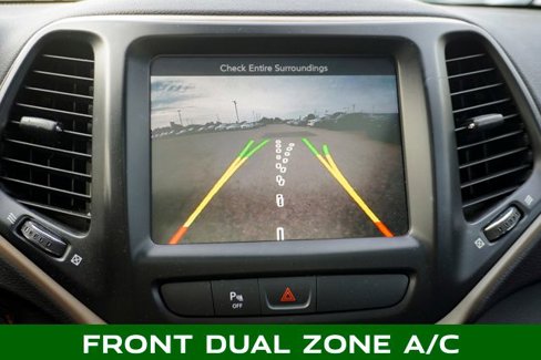 Used 2017 Jeep Cherokee Limited w/ Safetytec Group image 15