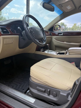 Used 2012 Hyundai Genesis 3.8 image 11
