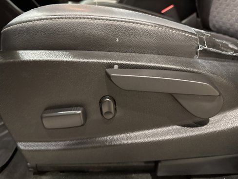 Used 2015 Chevrolet Colorado Z71 image 23