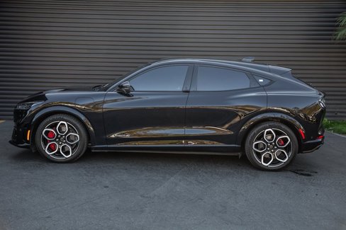 Used 2022 Ford Mustang Mach-E GT image 2