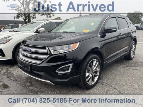 Used 2017 Ford Edge Titanium w/ Technology Package image 3