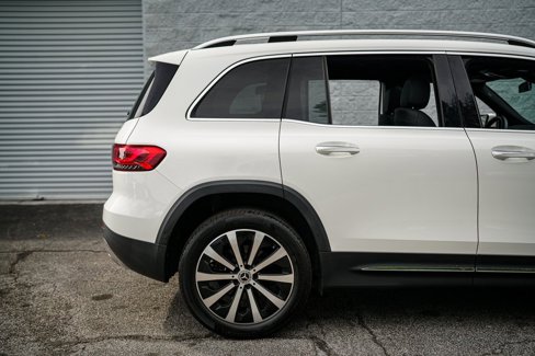 Used 2021 Mercedes-Benz GLB 250 w/ Premium Package image 15