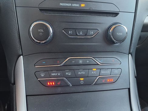 Used 2018 Ford Edge SEL w/ Equipment Group 201A image 19