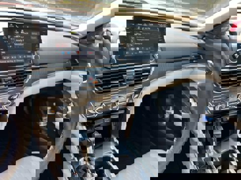 Used 2018 Honda Accord EX-L image 29