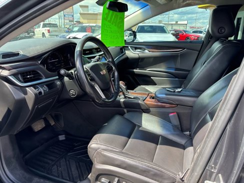 Used 2017 Cadillac XTS Luxury image 4