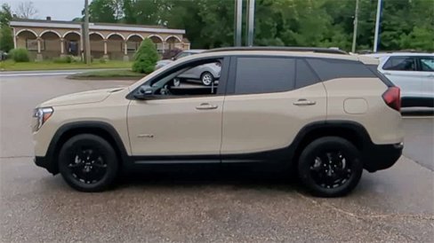 Certified 2022 GMC Terrain AT4 w/ Infotainment Package II image 5