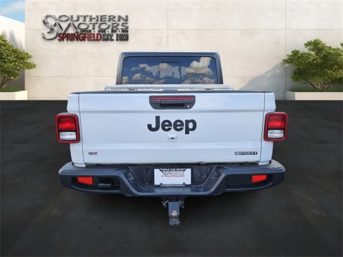 Used 2021 Jeep Gladiator Sport image 5