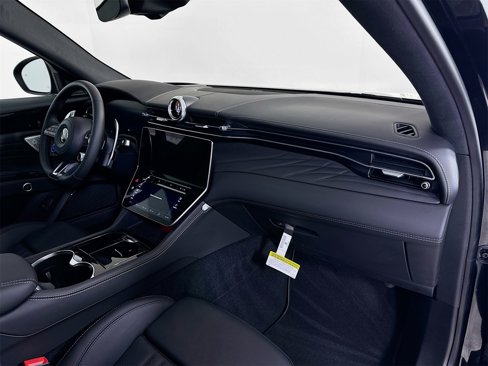 New 2025 Maserati Grecale Modena image 29