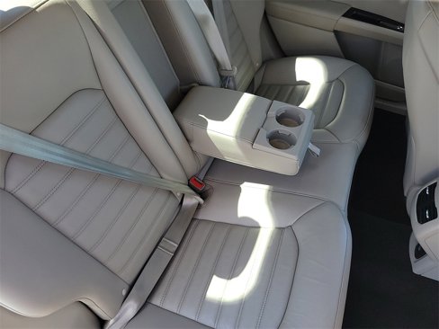 Used 2018 Ford Fusion Energi SE image 18