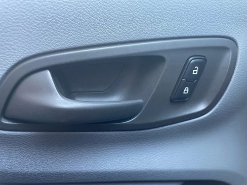 Used 2017 Ford Transit 350 130 Low Roof image 19