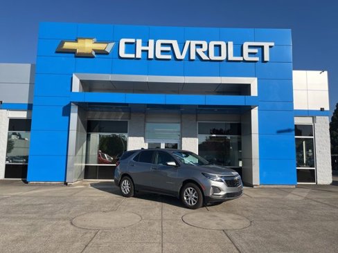 Used 2024 Chevrolet Equinox LT image 1