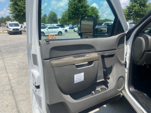 Used 2013 Chevrolet Silverado 3500 W/T image 19